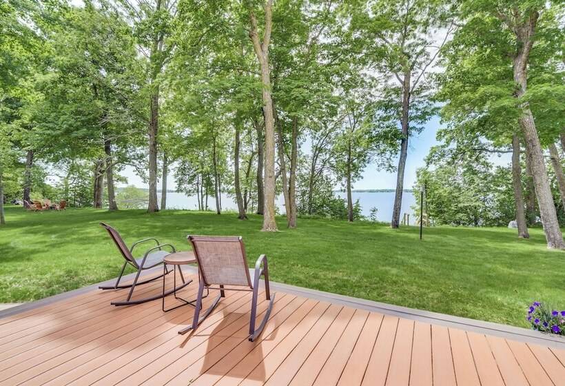 Spacious Detroit Lakes Home W/ Private Deck!