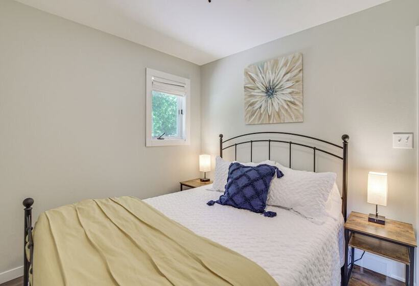 Spacious Detroit Lakes Home W/ Private Deck!