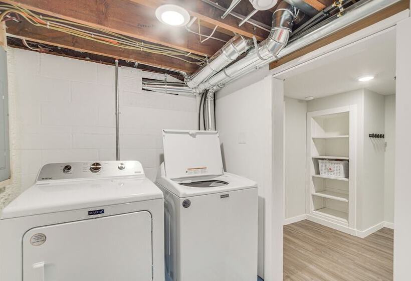 Spacious Detroit Lakes Home W/ Private Deck!