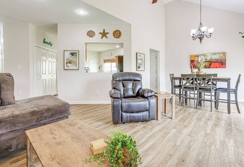 Spacious Frankfort Retreat On Bourbon Trail!