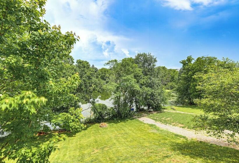 Spacious Frankfort Retreat On Bourbon Trail!