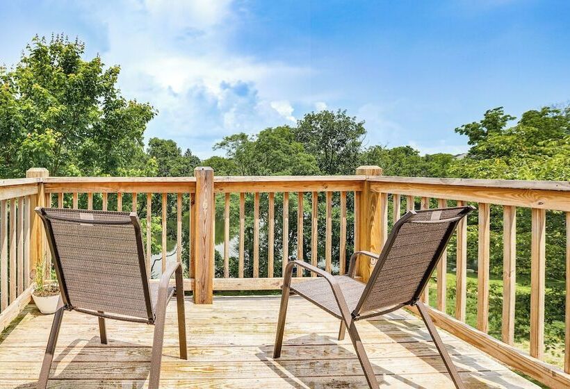 Spacious Frankfort Retreat On Bourbon Trail!