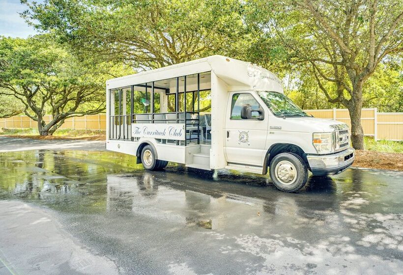 Spacious Outer Banks Home   Golf & Beach Access!