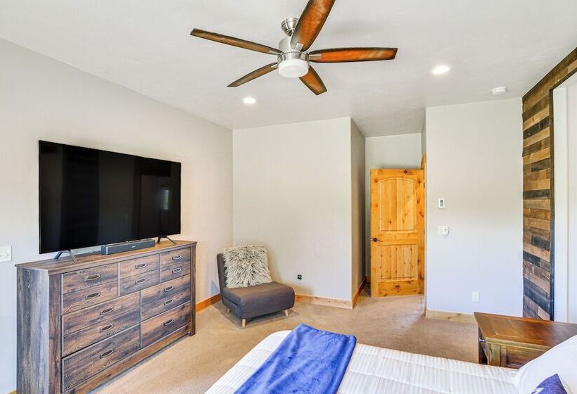 Stunning Buena Vista Home ~ 4 Mi To River Rafting!