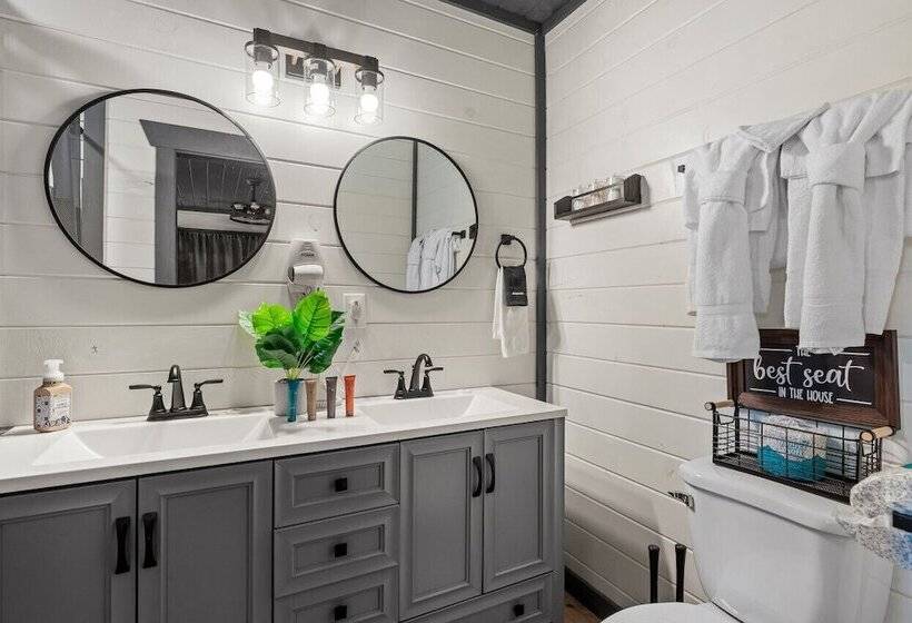 Sweet Escape By Ghosal Luxury Lodging