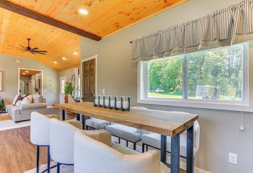 Peaceful Farm Stay: Damascus Cabin On 120 Acres!