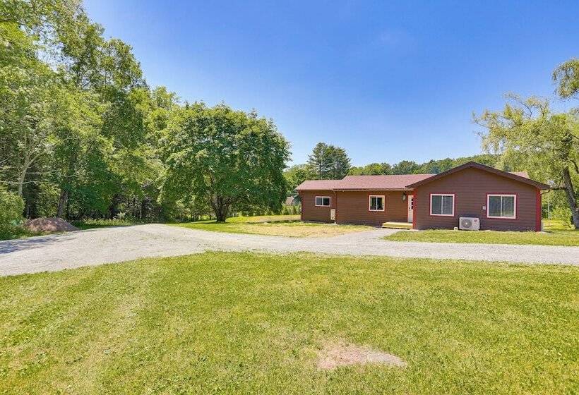 Peaceful Farm Stay: Damascus Cabin On 120 Acres!