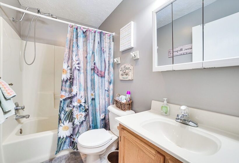 Tranquil Home On Fowler Lake W/ Private Boat Dock!