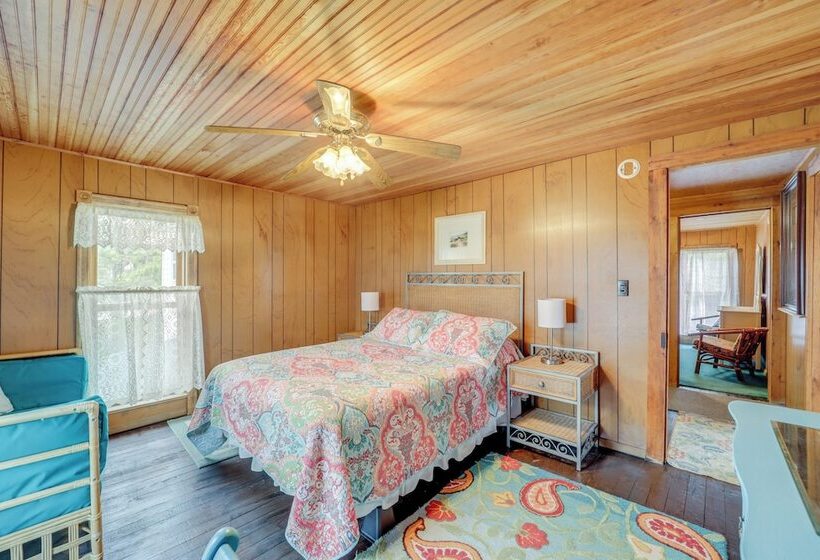 Waterfront Alanson Cottage W/ Dock & Lake Access!