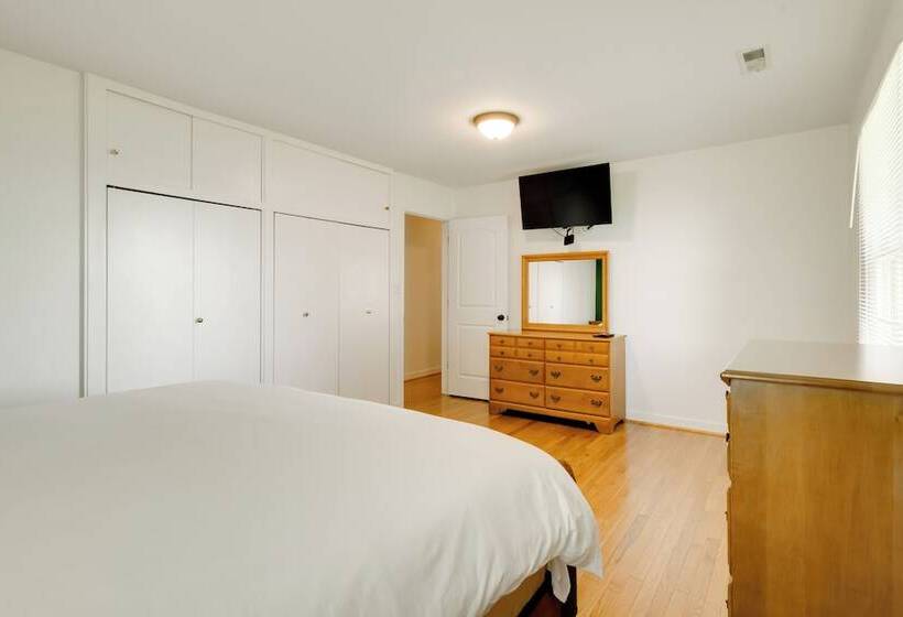 Waterfront Gloucester Home W/ Private Boat Dock!