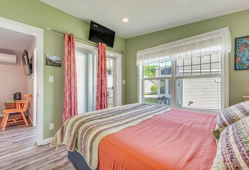 2 Mi To Moody Beach, Amenity Access: Wells Getaway