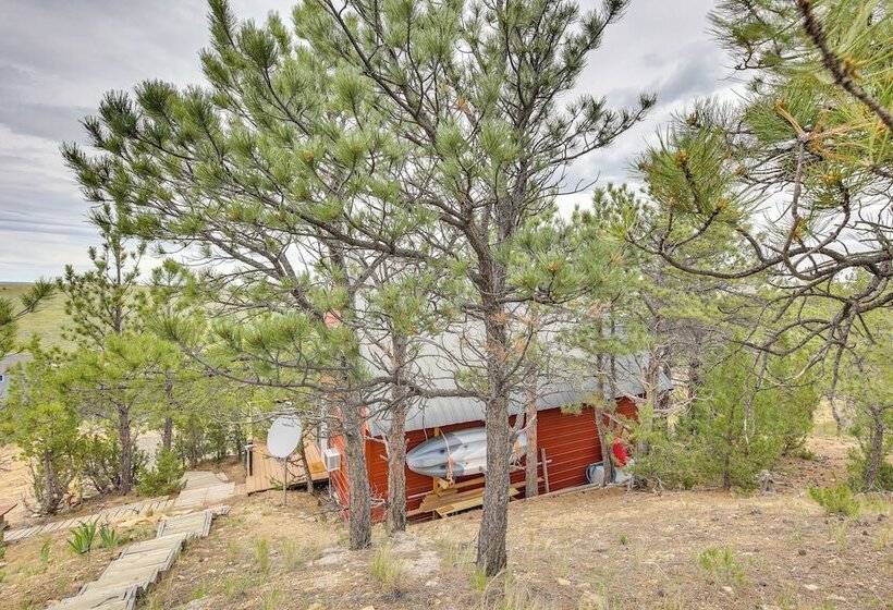 Wyoming Cabin ~ 2 Mi To Glendo State Park!