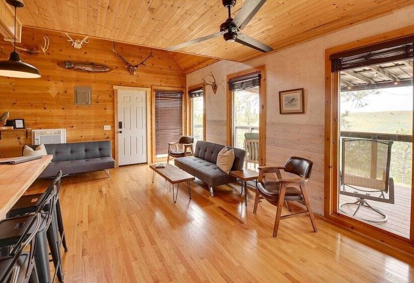 Wyoming Cabin ~ 2 Mi To Glendo State Park!