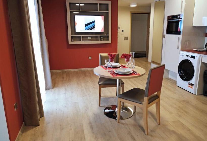 Zenao Montreuil Croix De Chavaux