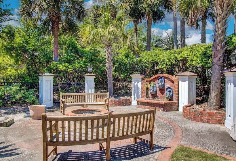 114 Ocean Boulevard By Avantstay Beachfront Infinity Pool Basketball Court Recently Renovated!