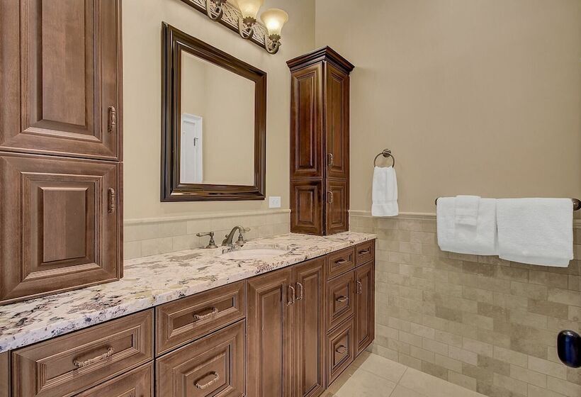 114 Ocean Boulevard By Avantstay Beachfront Infinity Pool Basketball Court Recently Renovated!