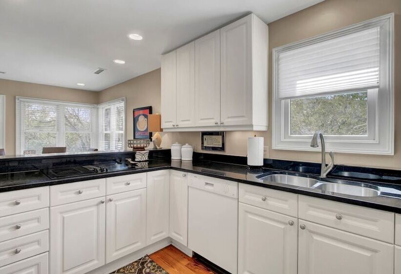 12 Dunecrest Lane By Avantstay 2 Mins To Beach W/ Pool & Bbq