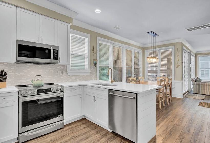 123 Grand Pavilion By Avantstay Steps From Beach