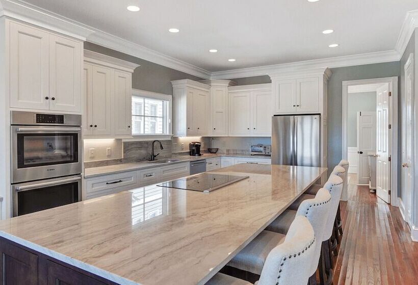 20 Morgan Place Drive By Avantstay Waterfront Home W/ Private Dock