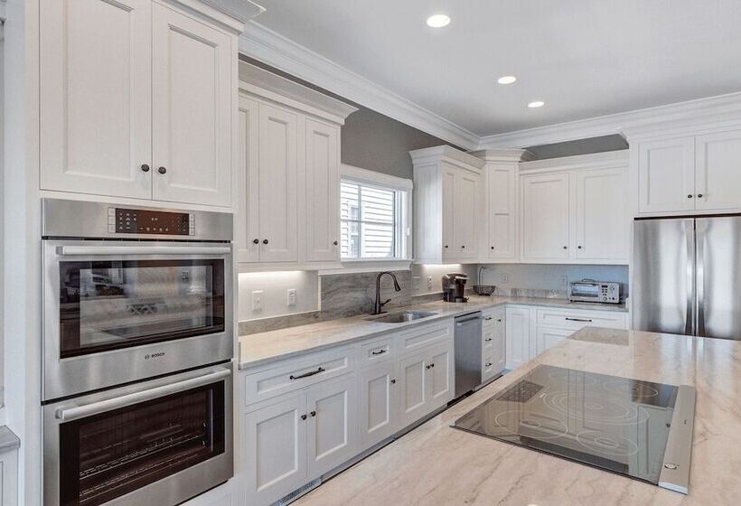 20 Morgan Place Drive By Avantstay Waterfront Home W/ Private Dock