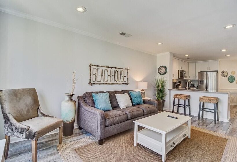 203 I Tidewater By Avantstay Beach Condo W/ Communal Pool!