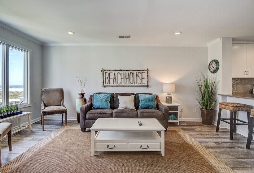 203 I Tidewater By Avantstay Beach Condo W/ Communal Pool!