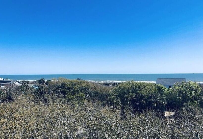 2701 Palm Boulevard By Avantstay Steps To The Beach, Ping Pong, Putting Green