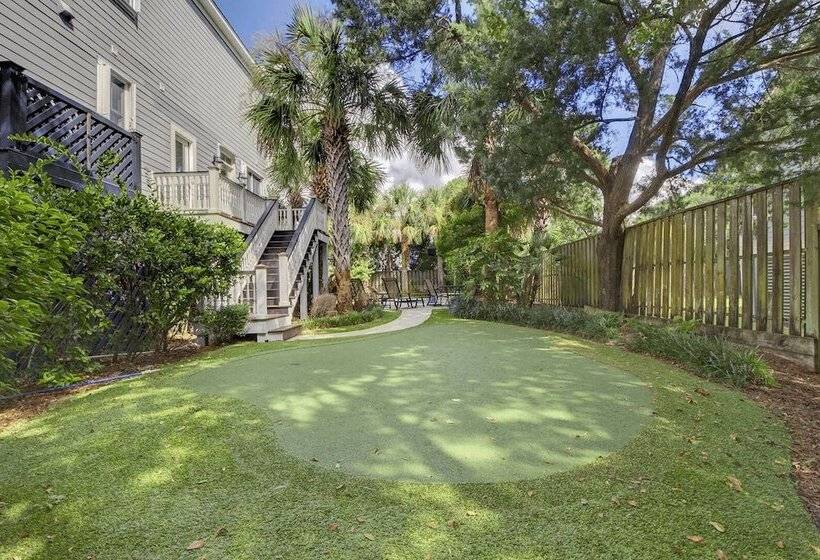 2701 Palm Boulevard By Avantstay Steps To The Beach, Ping Pong, Putting Green