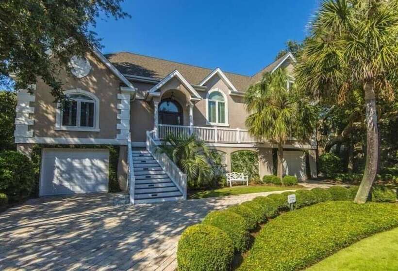 28 Beachwood West By Avantstay Close To Beach, Multiple Decks & Private Pool!