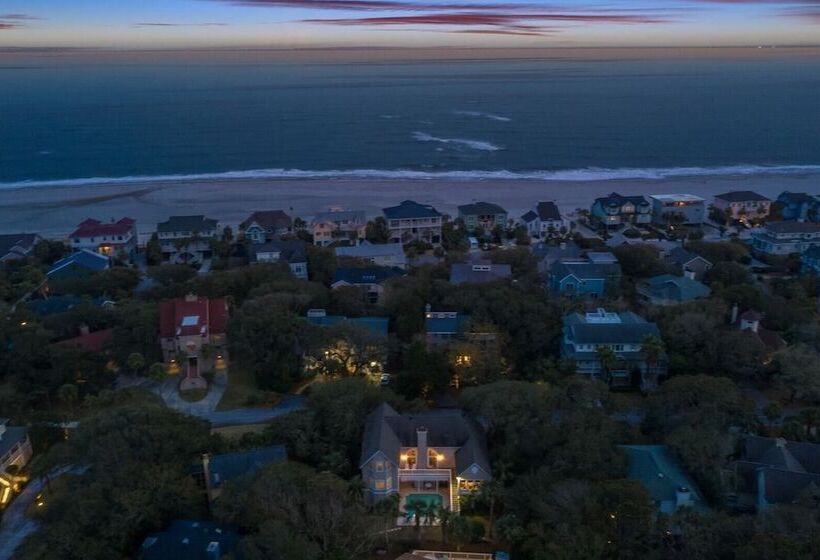 28 Beachwood West By Avantstay Close To Beach, Multiple Decks & Private Pool!