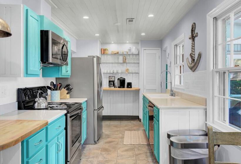 29 24th Avenue By Avantstay Easy Beach Access