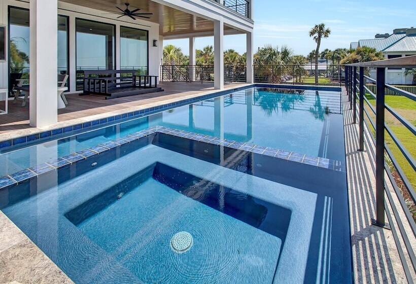 3 47th Avenue By Avantstay Oceanfront + Private Pool + View