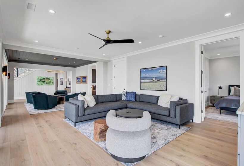 3 47th Avenue By Avantstay Oceanfront + Private Pool + View