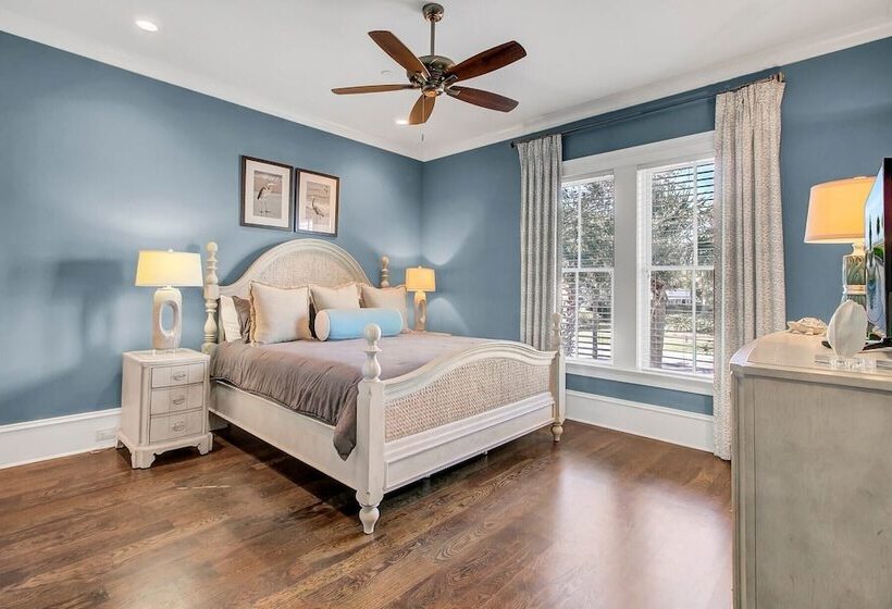 3100 Palm Boulevard By Avantstay Beachfront, Ocean Views, Private Pool