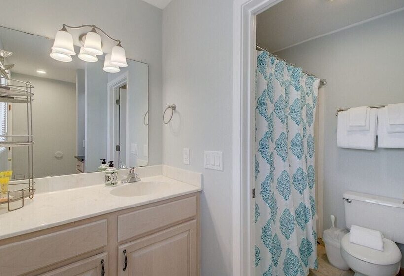 36 Lagoon Villa By Avantstay Fishing Dock, Views