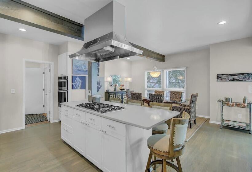 3704 Cameron By Avantstay Pool Bar Multiple Balconies!