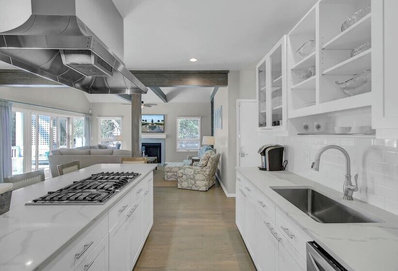 3704 Cameron By Avantstay Pool Bar Multiple Balconies!