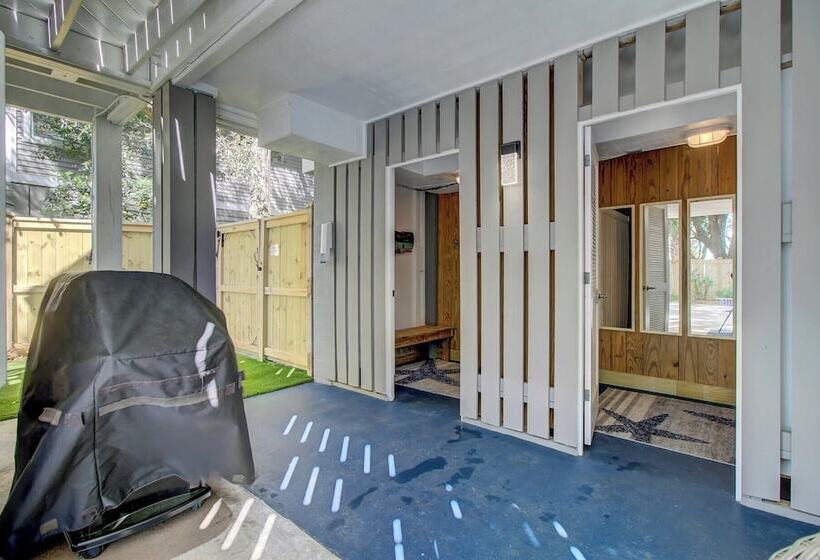 3704 Cameron By Avantstay Pool Bar Multiple Balconies!