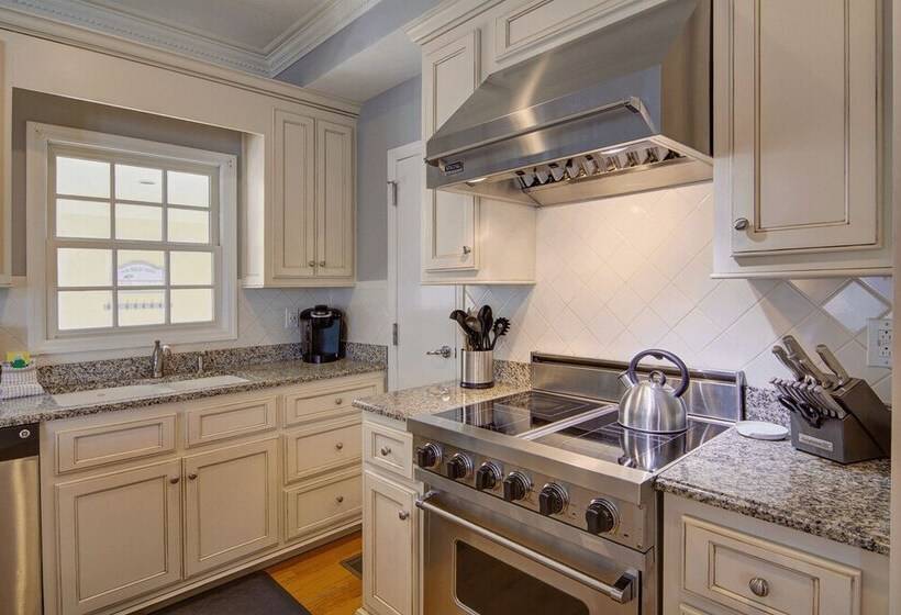 56 Grand Pavilion By Avantstay Oceanfront Deck + Views, Community Pool