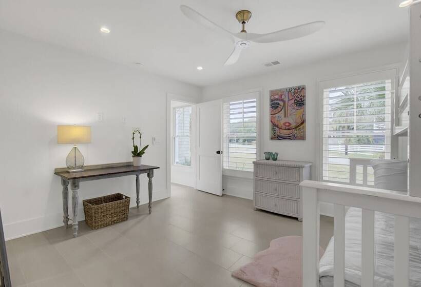 6 36th Avenue By Avantstay Stunning Private Pool