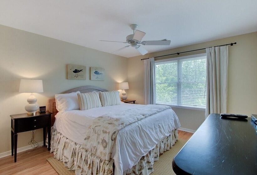 73 Grand Pavilion By Avantstay Corner Lot, Porch