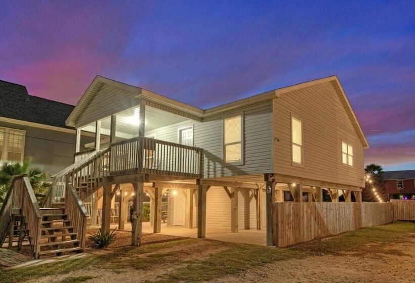 Near The Beach W/ Pool, Boat Parking Golf Cart Zone Agave House By Avantstay