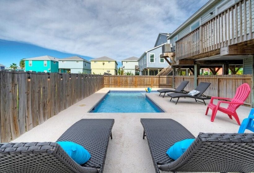 Near The Beach W/ Pool, Boat Parking Golf Cart Zone Agave House By Avantstay