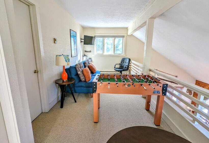 Alpine Allure By Avantstay Indoor Hot Tub, Game Loft, Enclosed Deck