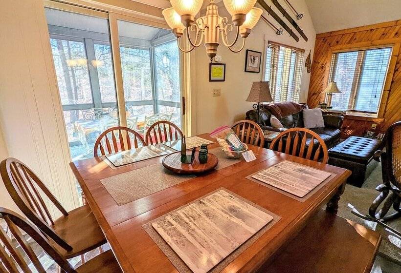 Alpine Allure By Avantstay Indoor Hot Tub, Game Loft, Enclosed Deck