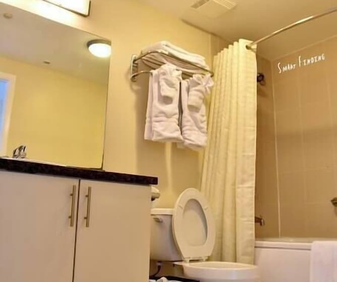 Amazing Studio Near Cocowalk