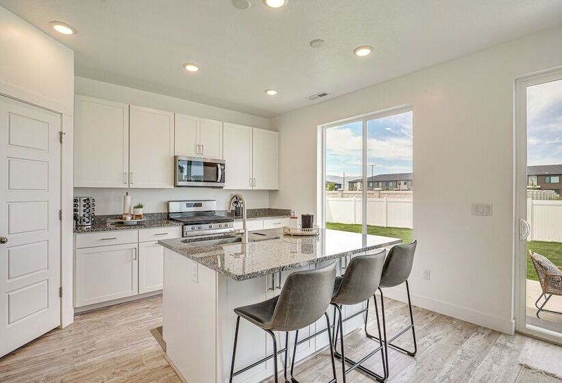 American Fork Home ~ 8 Mi To Thanksgiving Point!