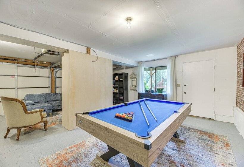 Anderson Island Home W/ Deck: Steps To Lake!