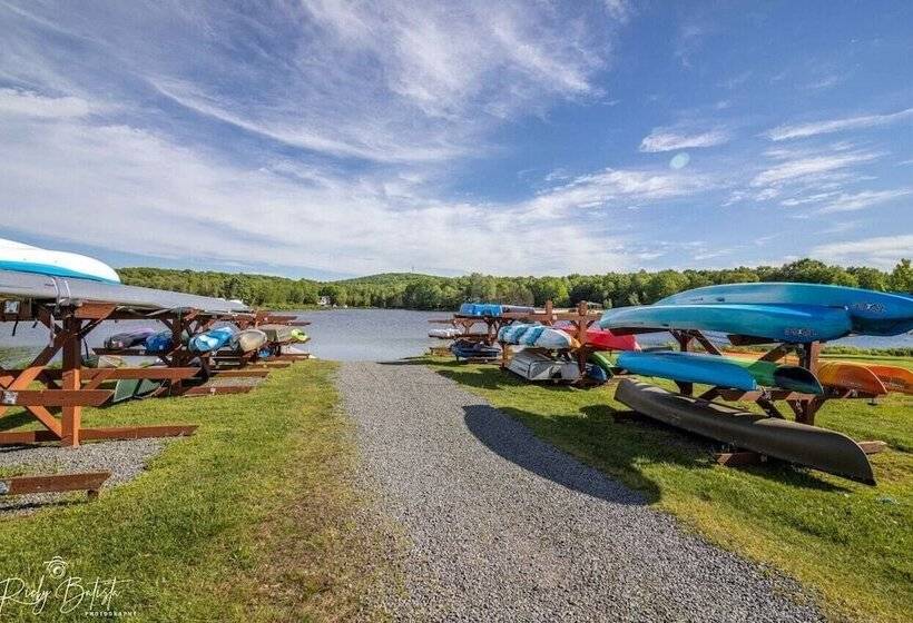 Arrowhead Lake Retreat By Avantstay Shared Pool, Game Room, Firepit