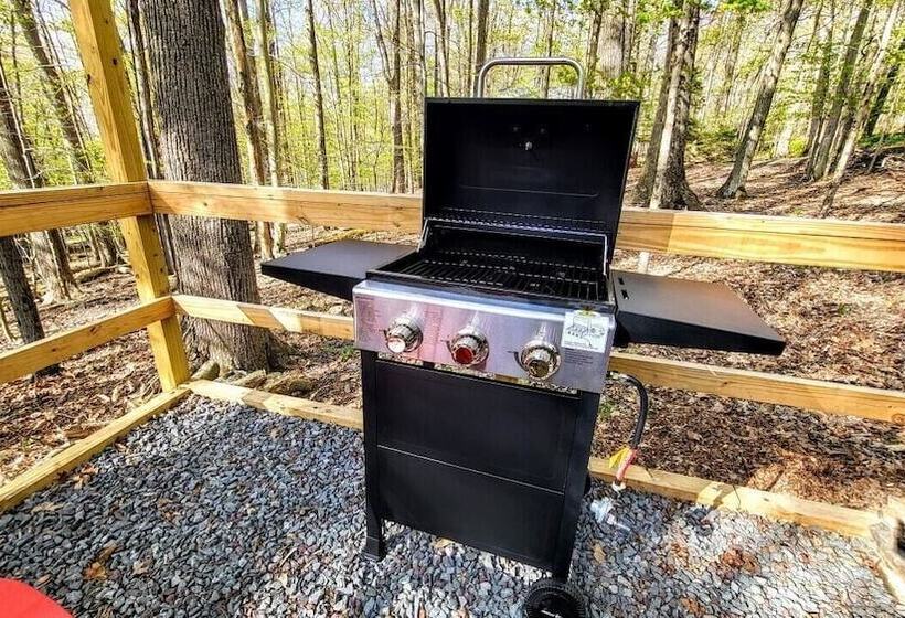 Arrowhead Lake Retreat By Avantstay Shared Pool, Game Room, Firepit